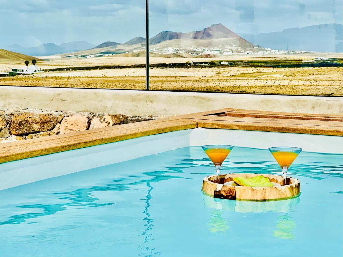 Canaryislandshost L The Sky Suites Tinajo Eksteriør bilde