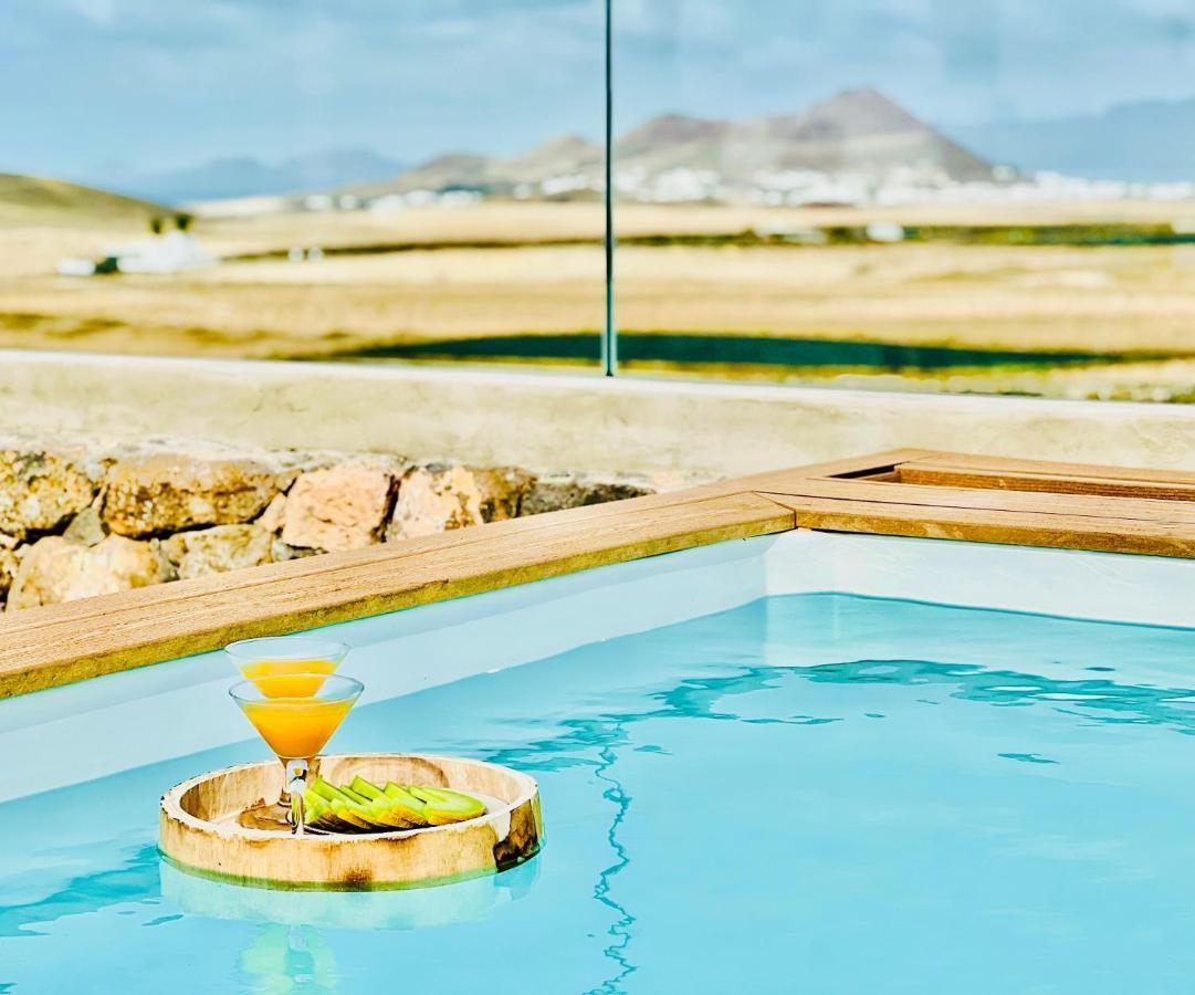 Canaryislandshost L The Sky Suites Tinajo Eksteriør bilde